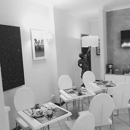 Relux Exclusive Living روما