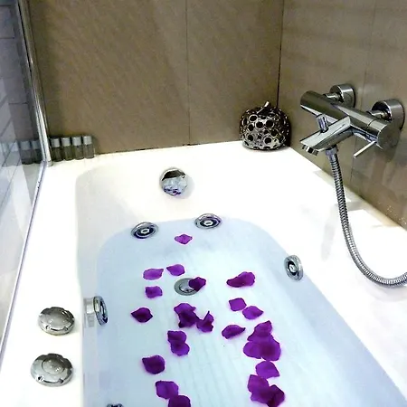 فندق مبيت وإفطار Relux Exclusive Living